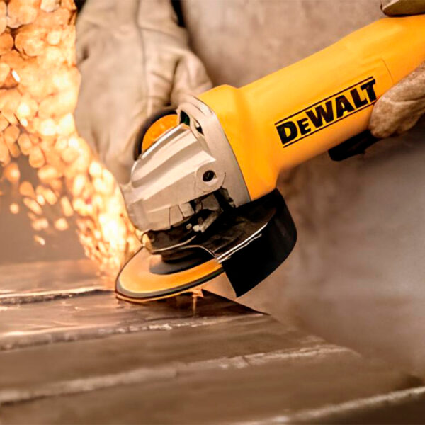 Alquiler de amoladora angular 4 1/2" - 5" 1200W 11000rpm DEWALT DWE4212-B2 - Imagen 3